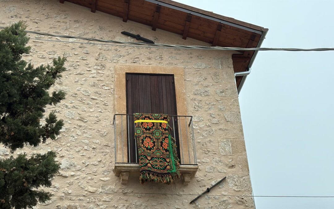 Goriano Valli celebra “Ju Sbanment”: il Primo Raduno delle Coperte Abruzzesi, tra memoria, comunità e cultura materiale