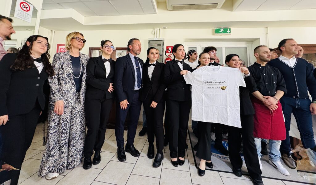 TERAMO, SUCCESSO PER “VIRTÙ A CONFRONTO”: ALL’ALBERGHIERO DI POPPA-ROZZI LA TRADIZIONE DIVENTA FUTURO