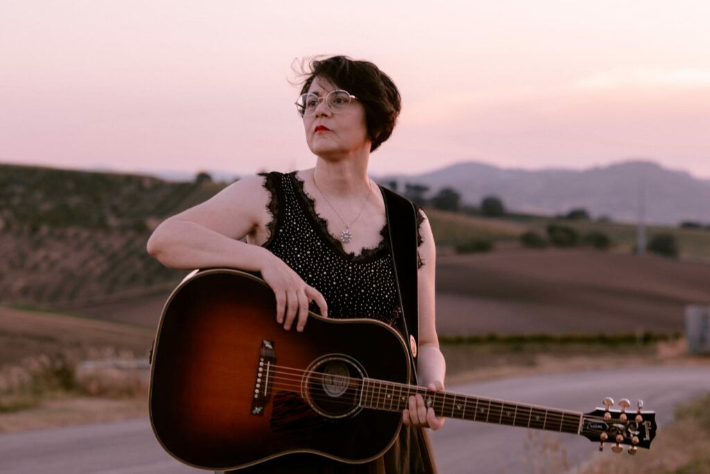 La voce e la musica di Lara Molino nel film-documentario belga “Marcinelle le 56 minutes”